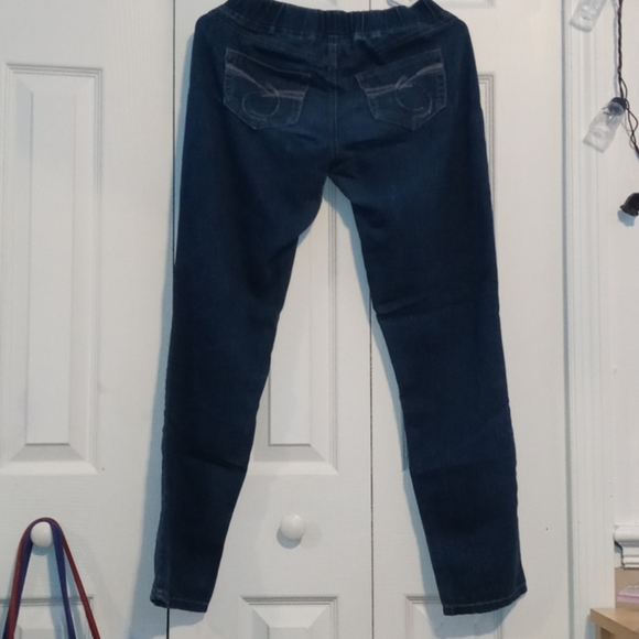 Jeans - Picture 4 of 4
